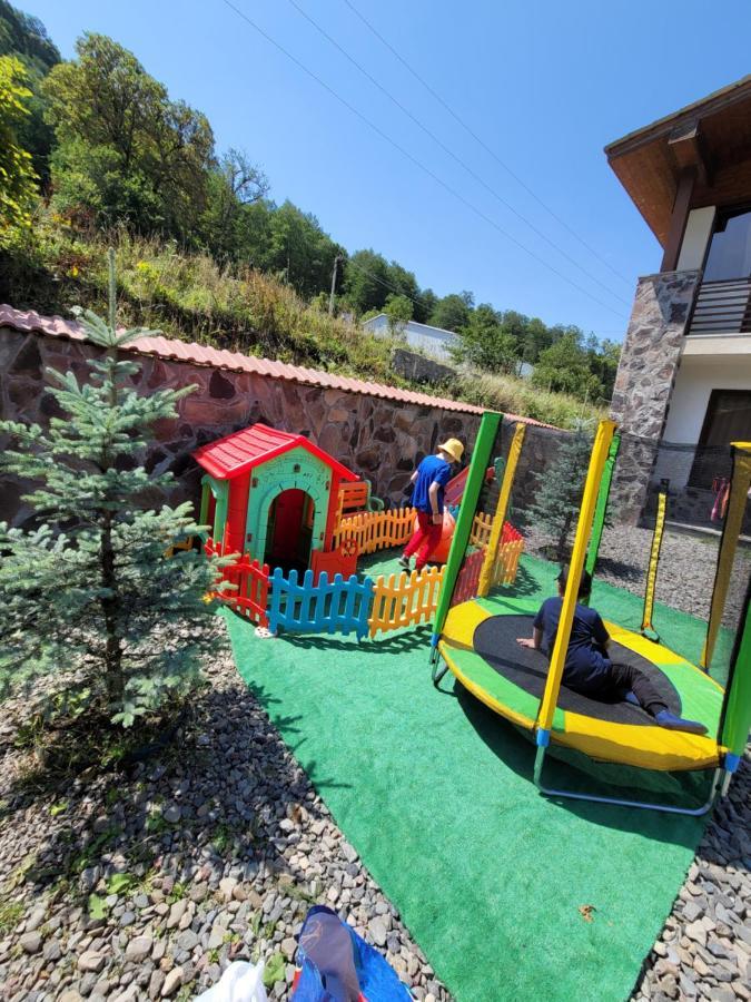 Konstantine'S Chalet Bakuriani Exterior photo
